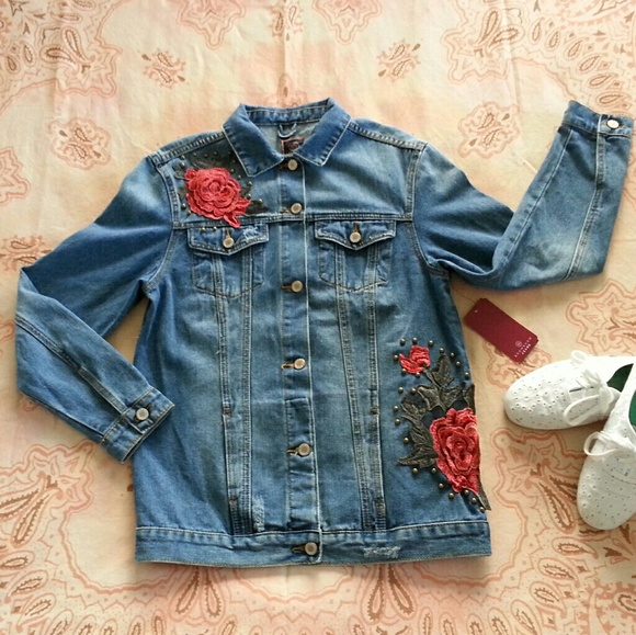 Boom Boom Jackets & Blazers - Beautiful Over sized Jean Rose Jacket.